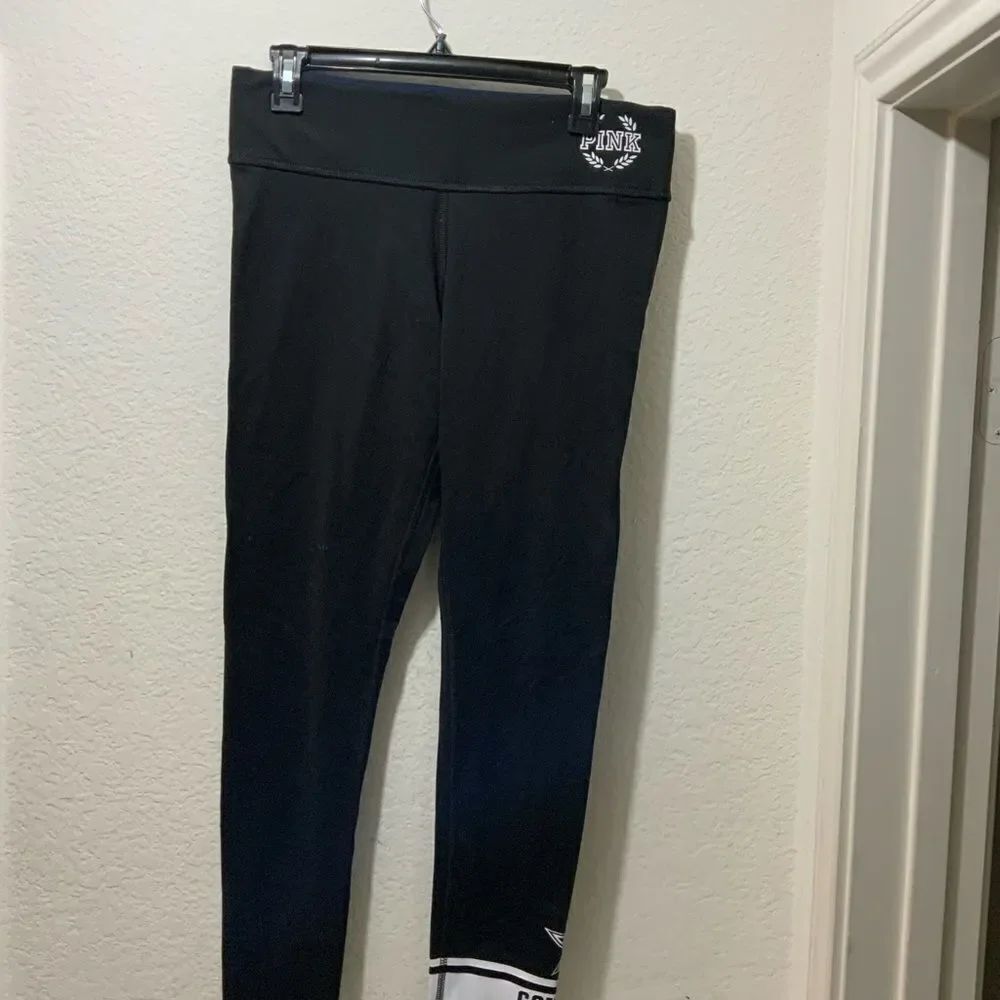 NFL cowboys Pink Victoria Secret Leggings Size M